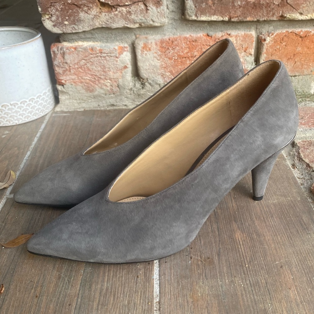 MICHAEL Michael Kors Lizzy Mid Pump Charcoal Size 7